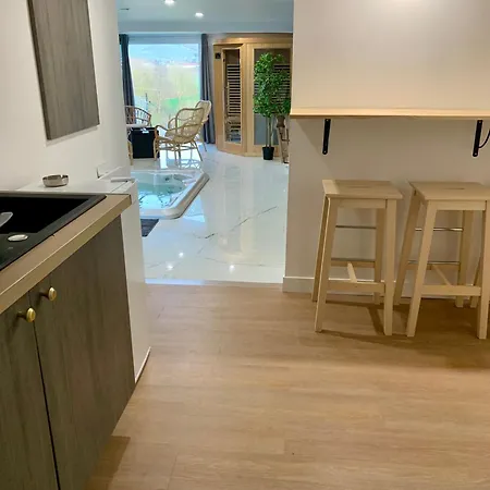 Superbe Avec Privatif *